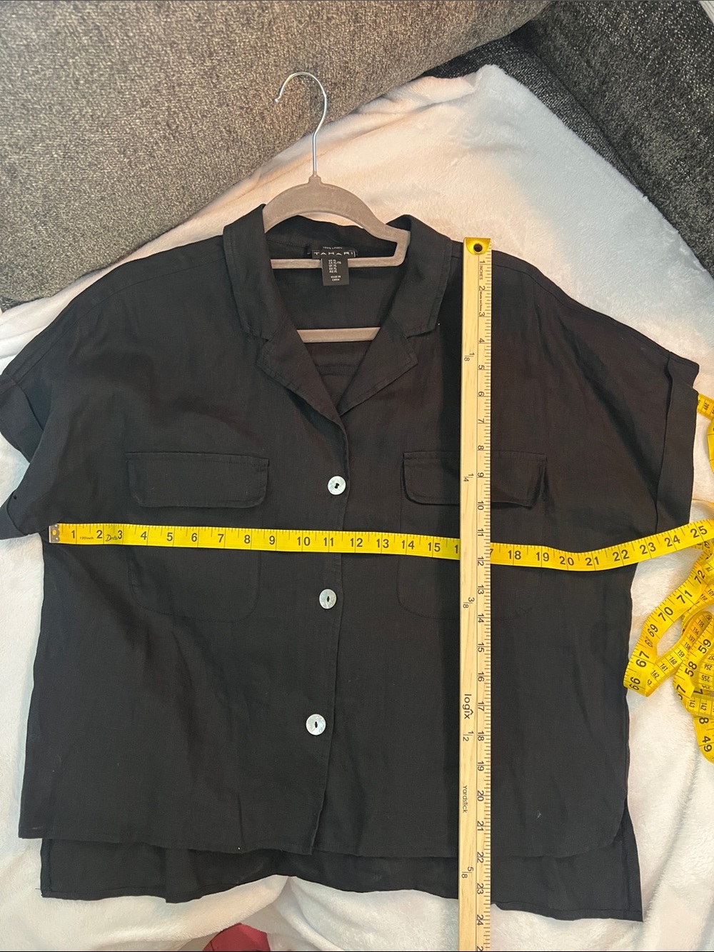 Tahari Black Short-Sleeve Linen Button-Down Top - Picture 3 of 3